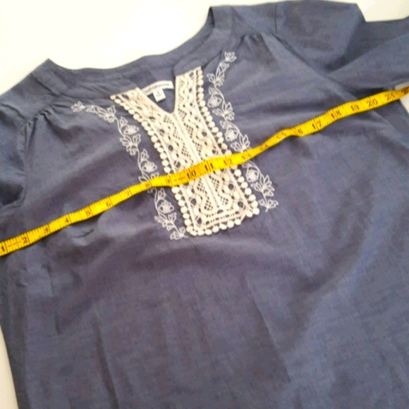 Croft & Barrow 100% Cotton Embroidered Blouse - Picture 8 of 15